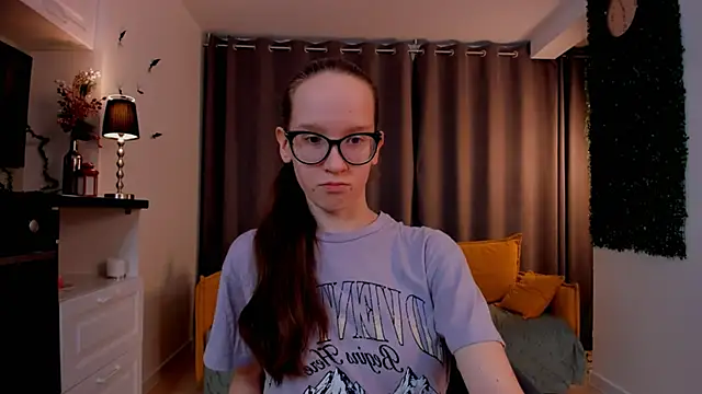 Snapshot of BettyBrowni chatting on 20, 2, 2025 BettyBrowni online show from 20, 2, 2025