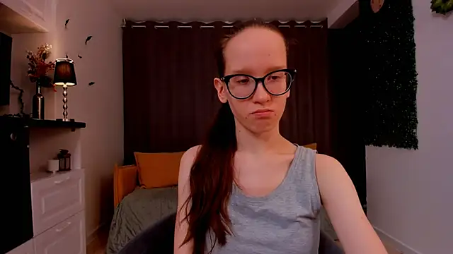 Snapshot of BettyBrowni chatting on 27, 2, 2025 BettyBrowni online show from 27, 2, 2025