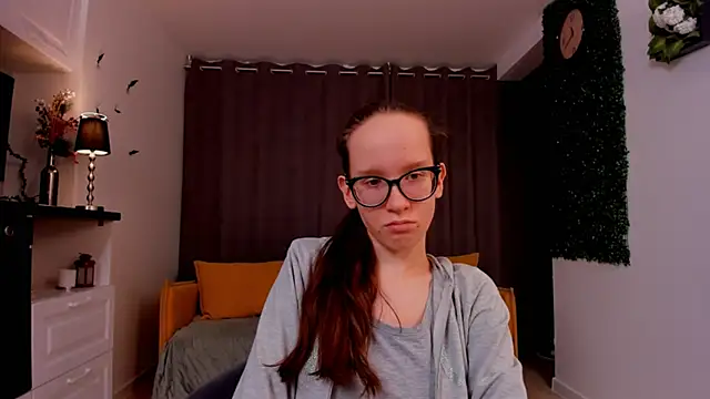 Snapshot of BettyBrowni chatting on 27, 2, 2025 BettyBrowni online show from 27, 2, 2025