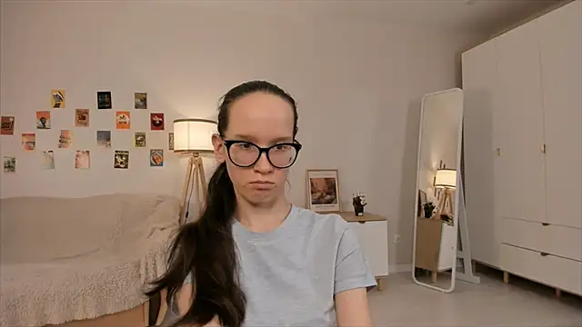 Snapshot of BettyBrowni chatting on 12, 3, 2025 BettyBrowni online show from 12, 3, 2025