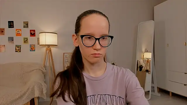 Snapshot of BettyBrowni chatting on 13, 3, 2025 BettyBrowni online show from 13, 3, 2025