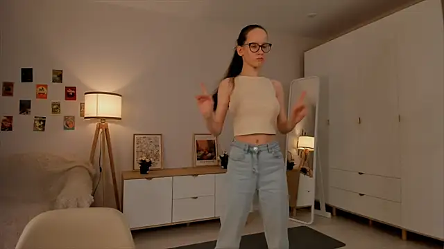 Snapshot of BettyBrowni chatting on 16, 3, 2025 BettyBrowni online show from 16, 3, 2025