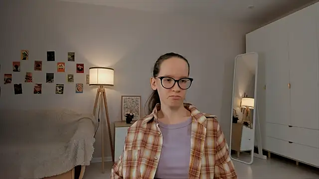 Snapshot of BettyBrowni chatting on 18, 3, 2025 BettyBrowni online show from 18, 3, 2025