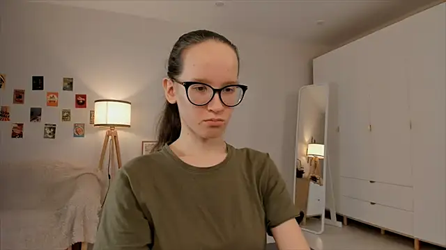 Snapshot of BettyBrowni chatting on 19, 3, 2025 BettyBrowni online show from 19, 3, 2025