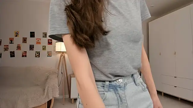 Snapshot of BettyBrowni chatting on 22, 3, 2025 BettyBrowni online show from 22, 3, 2025