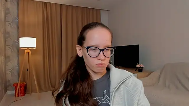 Snapshot of BettyBrowni chatting on 13, 9, 2025 BettyBrowni online show from 13, 9, 2025