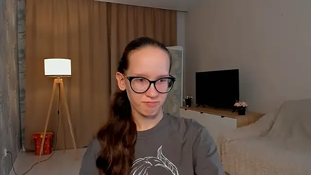 Snapshot of BettyBrowni chatting on 23, 9, 2025 BettyBrowni online show from 23, 9, 2025