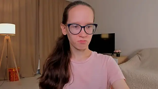 Snapshot of BettyBrowni chatting on 27, 9, 2025 BettyBrowni online show from 27, 9, 2025