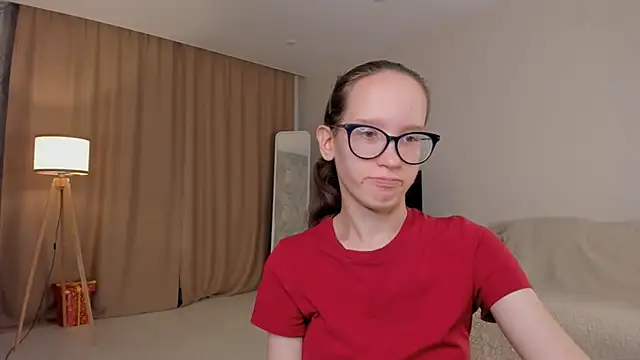 Snapshot of BettyBrowni chatting on 3, 10, 2025 BettyBrowni online show from 3, 10, 2025