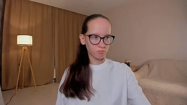 Snapshot of BettyBrowni chatting on 11, 10, 2025 BettyBrowni online show from 11, 10, 2025