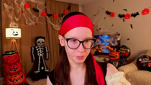 Snapshot of BettyBrowni chatting on 29, 10, 2025 BettyBrowni online show from 29, 10, 2025