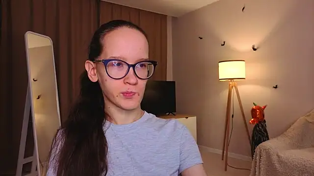 Snapshot of BettyBrowni chatting on 23, 11, 2025 BettyBrowni online show from 23, 11, 2025