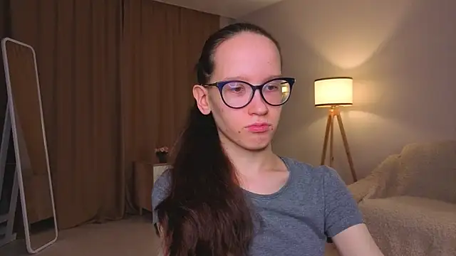 Snapshot of BettyBrowni chatting on 14, 12, 2025 BettyBrowni online show from 14, 12, 2025