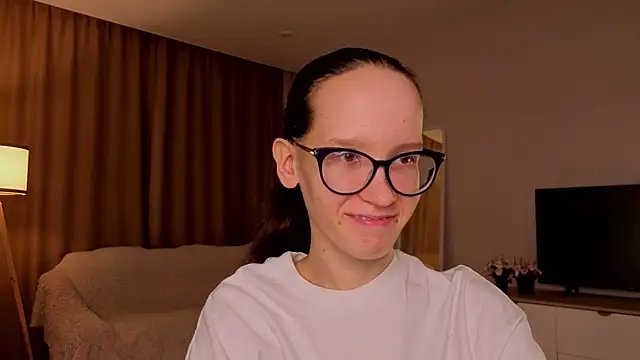 BettyBrowni online show from 4, 4, 2026