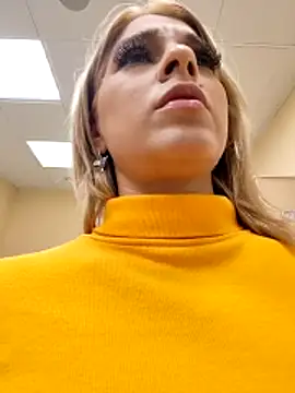 Snapshot of Unforgettable_ket chatting on 15, 12, 2025 Unforgettable ket online show from 15, 12, 2025