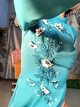 Snapshot of Kami_gaam chatting on 4, 2, 2025 Kami gaam online show from 4, 2, 2025