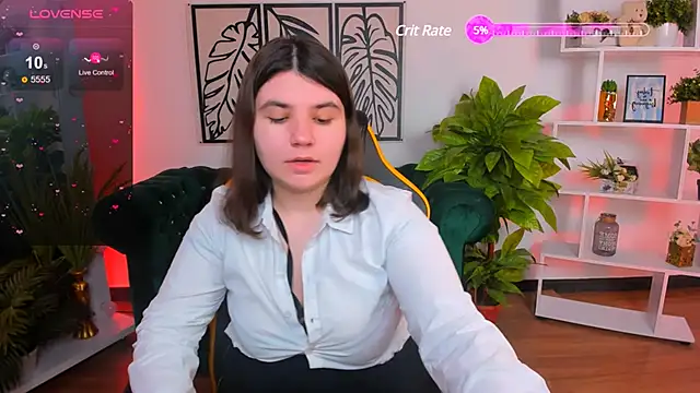 Snapshot of Viola__Shy chatting on 27, 2, 2025 Viola Shy online show from 27, 2, 2025