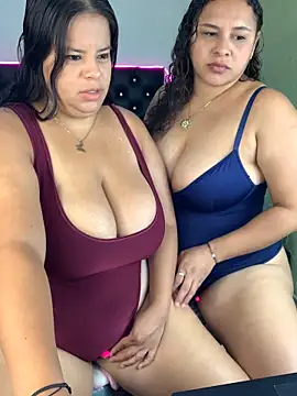 twocurvylatins online show from 24, 5, 2026