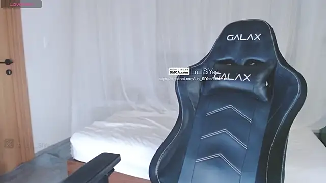 Snapshot of Lin_SiYee chatting on 18, 1, 2025 Lin SiYee online show from 18, 1, 2025