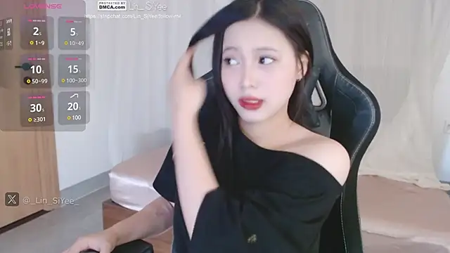 Snapshot of Lin_SiYee chatting on 21, 2, 2025 Lin SiYee online show from 21, 2, 2025