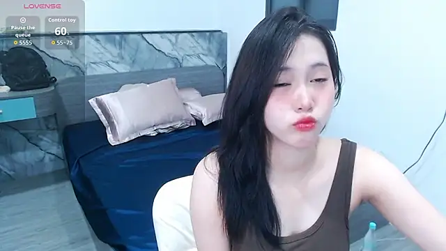 Snapshot of Lin_SiYee chatting on 17, 11, 2025 Lin SiYee online show from 17, 11, 2025