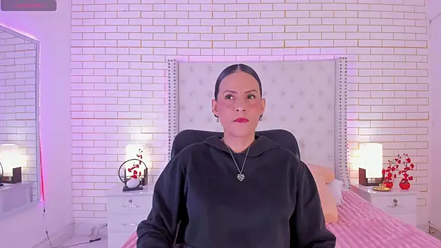 Coco Balenciaga  online show from 31, 3, 2026