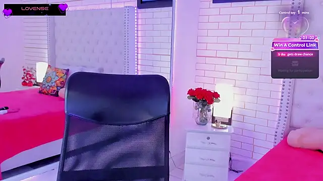 Snapshot of Coco_Balenciaga_ chatting on 17, 6, 2026 Coco Balenciaga online show from 17, 6, 2026