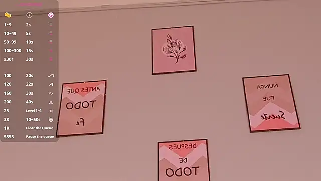 Snapshot of littleebluee chatting on 14, 9, 2025 littleebluee online show from 14, 9, 2025