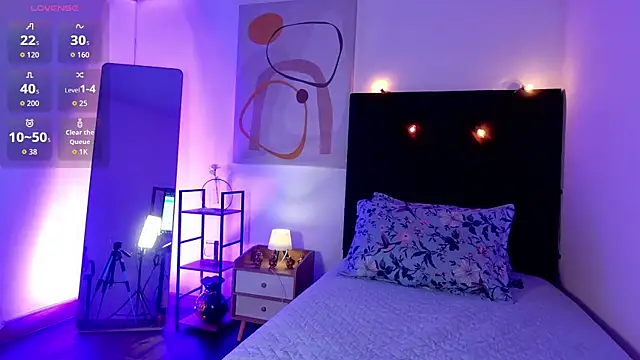 Snapshot of littleebluee chatting on 22, 5, 2026 littleebluee online show from 22, 5, 2026