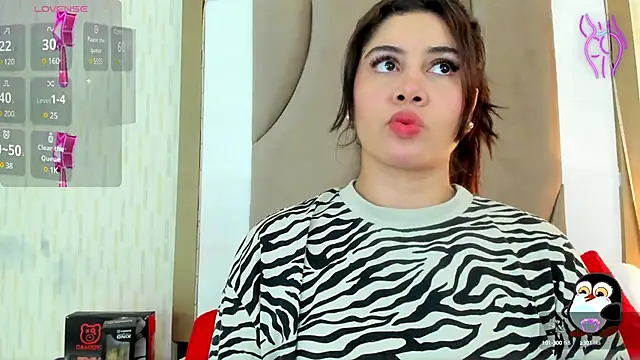 Snapshot of ThyaraJhons chatting on 28, 1, 2025 ThyaraJhons online show from 28, 1, 2025