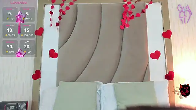 Snapshot of ThyaraJhons chatting on 20, 2, 2025 ThyaraJhons online show from 20, 2, 2025