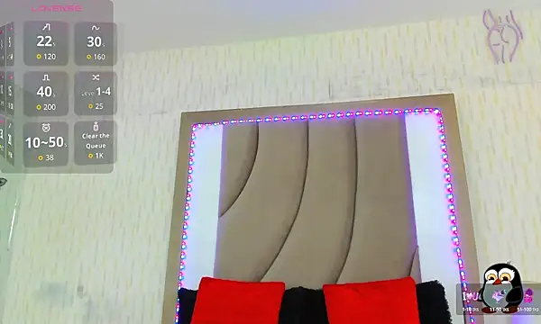 Snapshot of ThyaraJhons chatting on 17, 9, 2025 ThyaraJhons online show from 17, 9, 2025