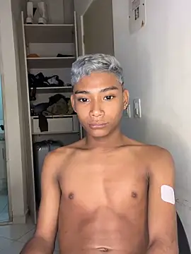 alejo cute online show from 20, 12, 2024