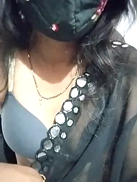 Snapshot of Triveni-Lovely chatting on 4, 5, 2026 Triveni-Lovely online show from 4, 5, 2026