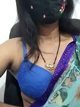 Snapshot of Triveni-Lovely chatting on 9, 5, 2026 Triveni-Lovely online show from 9, 5, 2026