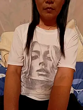 Asian girl13 online show from 15, 1, 2026