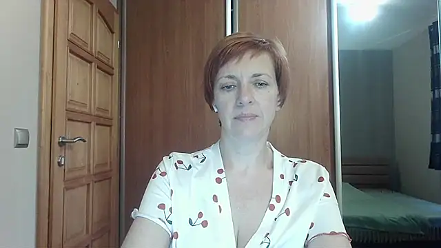 LoraLoraMay online show from 13, 6, 2026