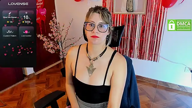 Chanelll Taylorr  online show from 15, 2, 2025