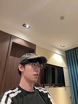 Snapshot of 1a1a1alll chatting on 29, 10, 2025 1a1a1alll online show from 29, 10, 2025