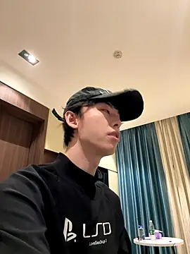 Snapshot of 1a1a1alll chatting on 15, 12, 2025 1a1a1alll online show from 15, 12, 2025