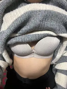 Snapshot of Milk_Mom99 chatting on 24, 2, 2025 Milk Mom99 online show from 24, 2, 2025