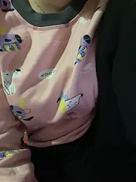 Snapshot of Milk_Mom99 chatting on 28, 2, 2025 Milk Mom99 online show from 28, 2, 2025