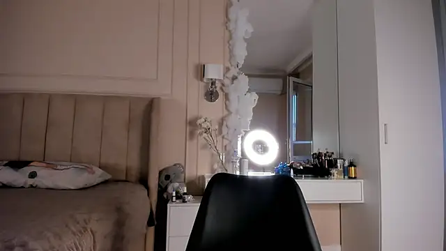 melissa yamazaki online show from 30, 9, 2025