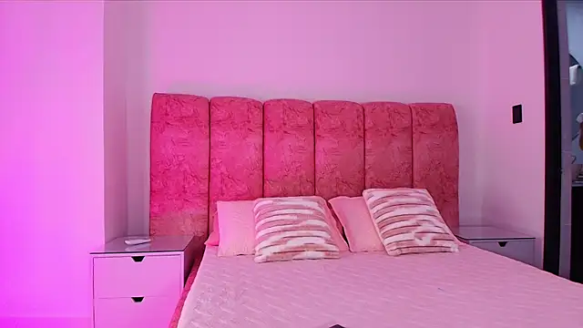 kendal rossi online show from 18, 11, 2025