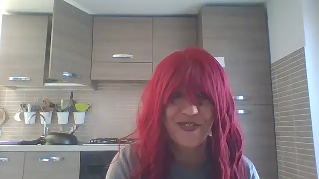 Snapshot of carolyne2023 chatting on 7, 3, 2025 carolyne2023 online show from 7, 3, 2025