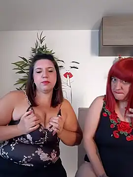 Snapshot of carolyne2023 chatting on 28, 9, 2025 carolyne2023 online show from 28, 9, 2025