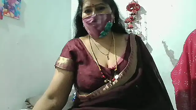 Snapshot of Rani_Darling_99 chatting on 6, 10, 2025 Rani Darling 99 online show from 6, 10, 2025