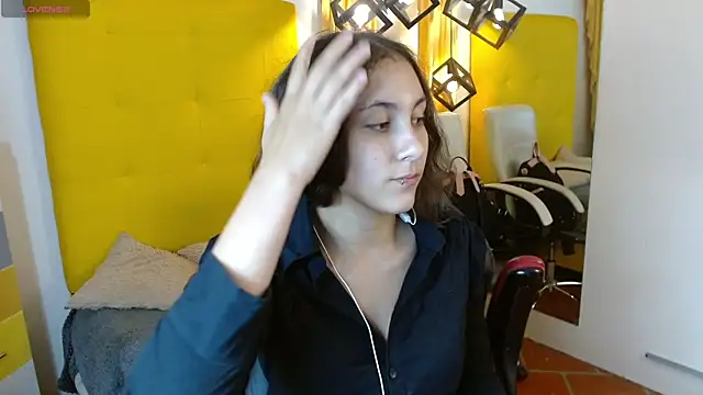 Snapshot of xlunna chatting on 13, 12, 2025 xlunna online show from 13, 12, 2025