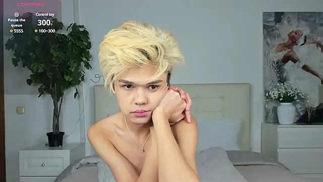 Felix Rey online show from 18, 3, 2025