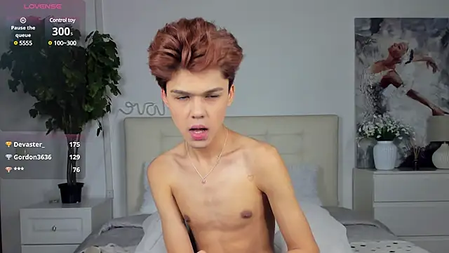 Felix Rey online show from 22, 3, 2025